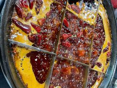 -铜元老码头鳝鱼火锅