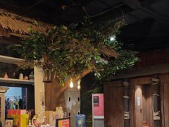 -暴风岛沉浸式体验馆(百联世纪店)