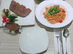 -必胜客(证大大拇指店)