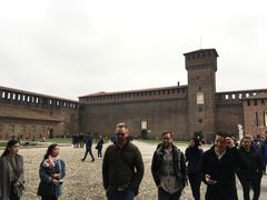 -斯福尔扎古堡