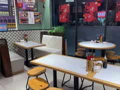 -鲁达面馆本帮风味(共康东路店)