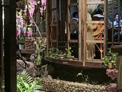 -春天里·老街坊餐厅(港隆广场店)