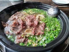 -乐山食古香跷脚牛肉