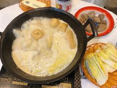 -鲜入围煮花胶鸡海鲜火锅