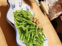 松子仁烧茼蒿-同合居·非遗东北菜(哈西万达店)