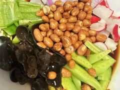 -六福烧烤酒馆(秦隆步行街店)