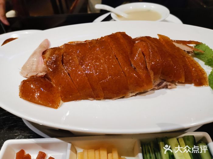 阿庄新豫菜(通泰路店)酥香嫩烤鸭图片