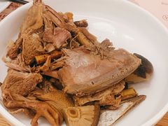 -顺风汤馆·广府粤菜(江宸天街店)