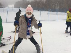 -亚布力新体委滑雪场