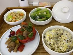 -雪梅月子中心(华侨城店)