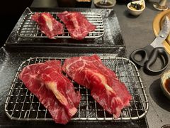 -铭牛烧肉·和牛海鲜自助(高新月牙湖店)