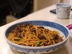 黑椒牛柳炒意粉-本味轩精品茶餐厅(黄山路店)