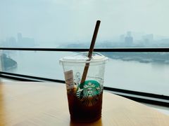 美式冰咖啡-星巴克臻选(广州沙面店)