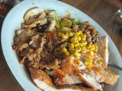 -POKEE VIA&Brunch·维娅(重庆来福士店)