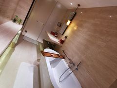 -上海衡山路十二号华邑酒店