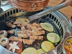 -香猪坊韩国烤肉专属门店(魏公村店)