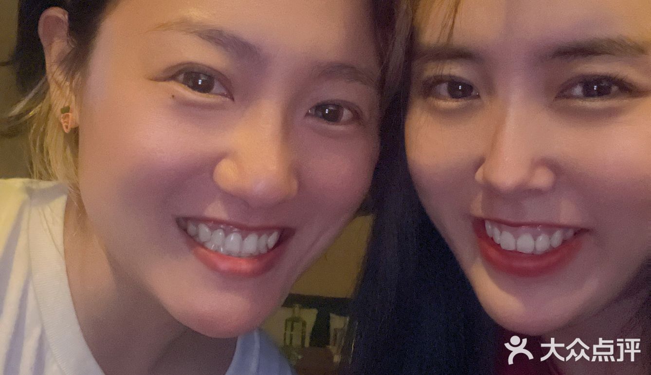 天津·酒咖｜超现代的酒吧咖啡店赛博朋克风格