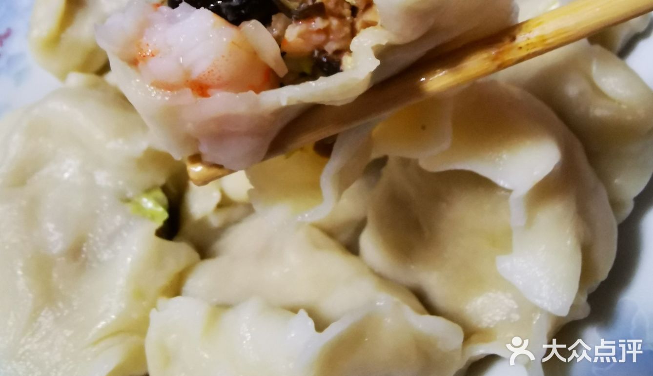 香油，生抽。【猪肉白菜饺子】8瘦2肥黑猪肉馅3两