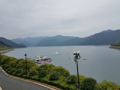 -杭州千岛湖皇冠假日酒店大堂吧