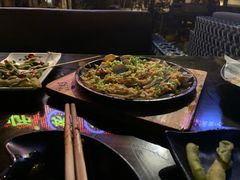 -何师烧烤·香辣蟹·川菜·30年老品牌(太古里旗舰店)