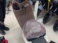 -小牛电动体验·租电动车(德胜门店)