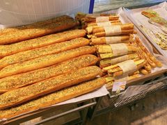 蒜香法棍片-巴黎贝甜·生日蛋糕(环球中心店)