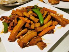 杏鲍菇蜜豆碳烧猪颈肉-粥旺庄(芳村店)