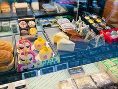 -星巴克臻选(惠州华贸天地1楼店)