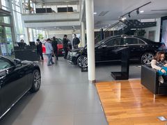 -上海德星奔驰(江杨南路店)