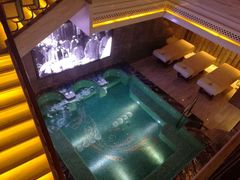 -浅深(世茂滨江精品店)
