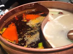 -三人行骨头王火锅(长寿店)