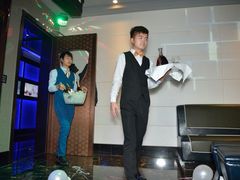 -泡沫BUbbLE量贩式KTV(金沙江路店)