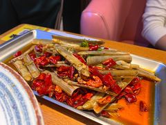 -喝丢一只鞋海鲜烧烤·海肠捞饭(市场店)