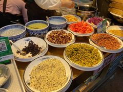 -八一路好吃街(雨田商务大厦店)