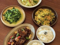 -天鹅到家·保姆月嫂育儿嫂(龙华店)