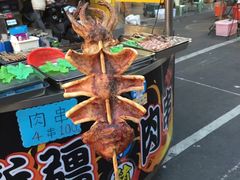 -六合夜市