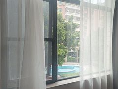 -丽辰酒店(深圳翻身地铁站店)