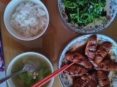 -苏州雏渐肥月嫂