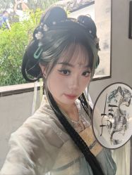 -一揽芳华汉服旗袍体验馆(拙政园店)