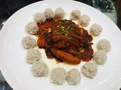 -鱼鲜饭香·招牌汽锅剁椒鱼头王