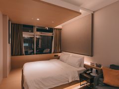 -杭州西湖湖滨银泰亚朵酒店