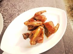 -粤尚腾香居中餐厅(首都机场希尔顿店)