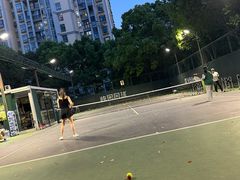 -快网网球俱乐部(徐汇爱建园店)