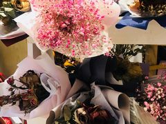 -谷莠子花艺气球派对·绿植造景·花艺沙龙(东海缤纷天地店)