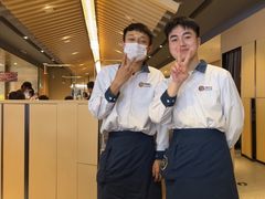 -海底捞火锅(新松江路生日主题店)