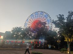 -七彩云南欢乐世界