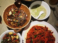 -老湖南民间菜·牛肉十八炒(花都店)