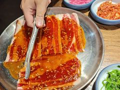 -明洞阿姨·韩式酱蟹烤肉·创意料理(三元桥店)