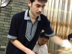 -维吾尔餐厅(宜山路店)