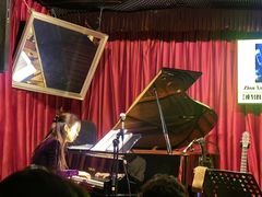 -东岸Cafe 爵士俱乐部